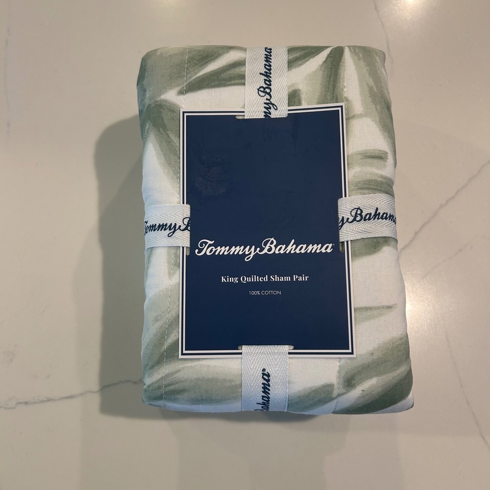 NWT Tommy Bahama King Quilted Sham Aubrey Green Tropical Leaf 100% Cotton 2 pair